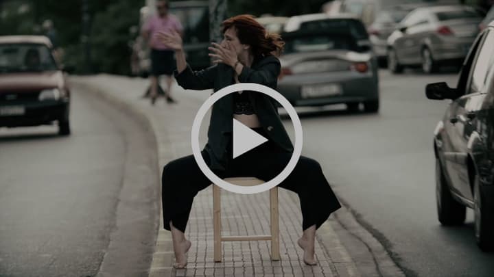 maria-papageorgiou-afto-pou-vlepoun-ta-poulia