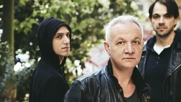 christos-thivaios-theatro-kipou