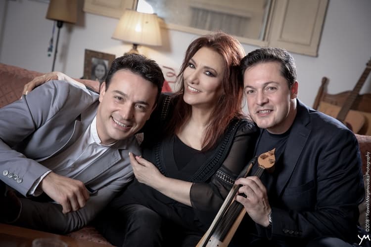 Οι αδελφοί Τσαχουρίδη συναντούν την Ελένη Βιτάλη στο Θέατρο Γης tsachrouridi-vitali-theatro-gis